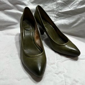 Frye Women’s Regina Leather Pump